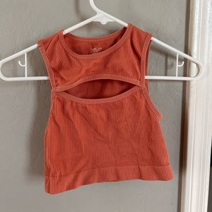 Orange top from urban outfitters. is a size xs/s or tp/p